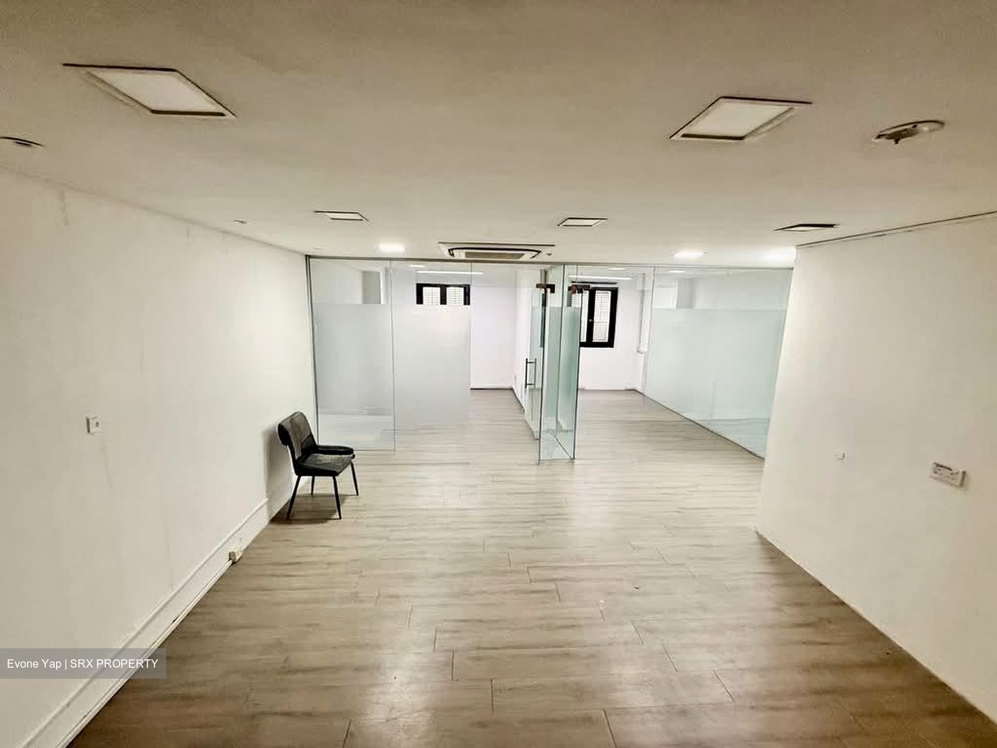 Joo Chiat Road (D15), Shop House #569190981